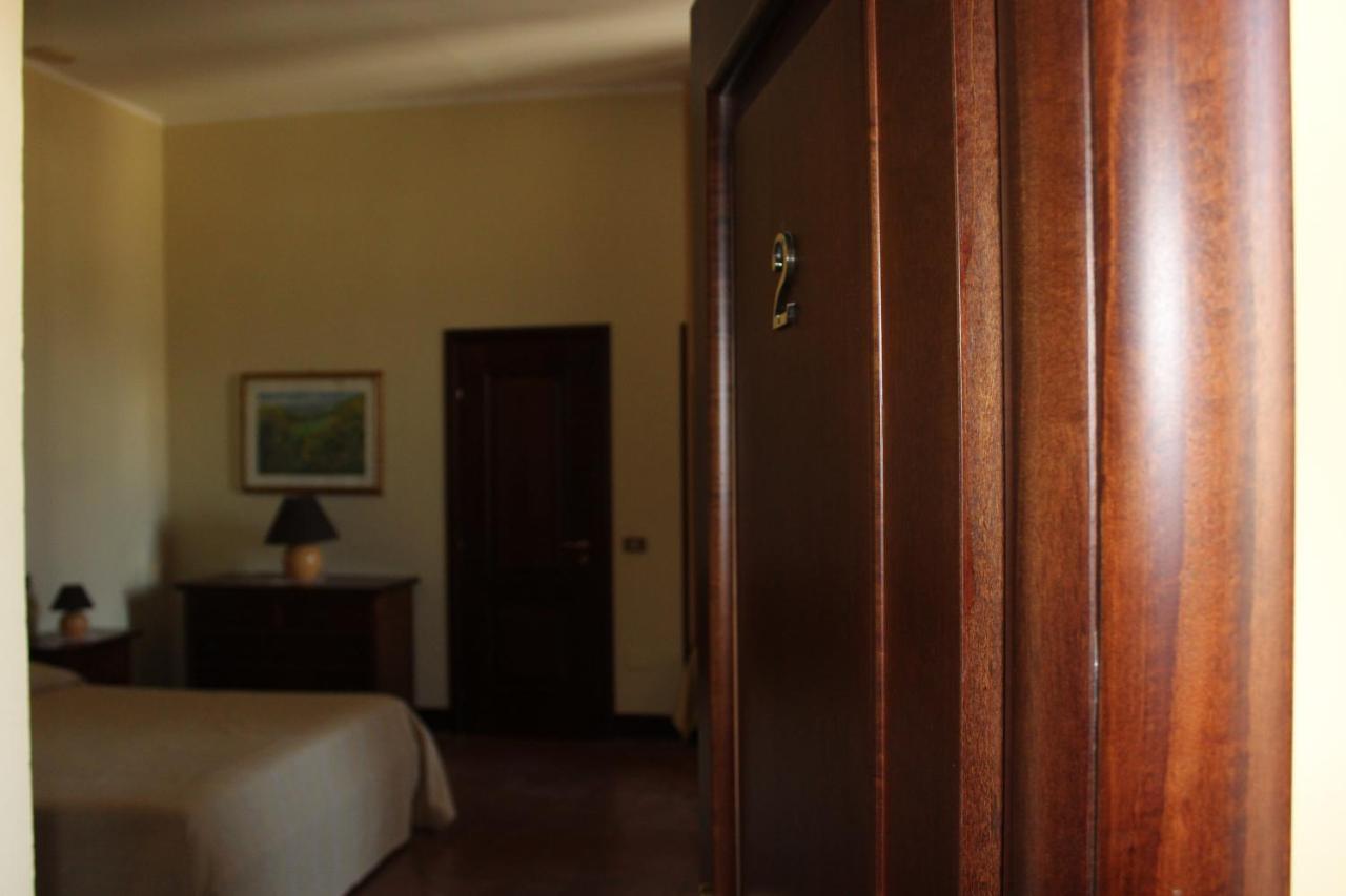B&B Palazzo Pancaro Altomonte Buitenkant foto