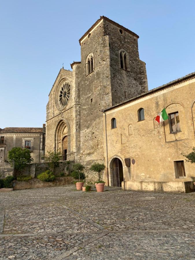 B&B Palazzo Pancaro Altomonte Buitenkant foto