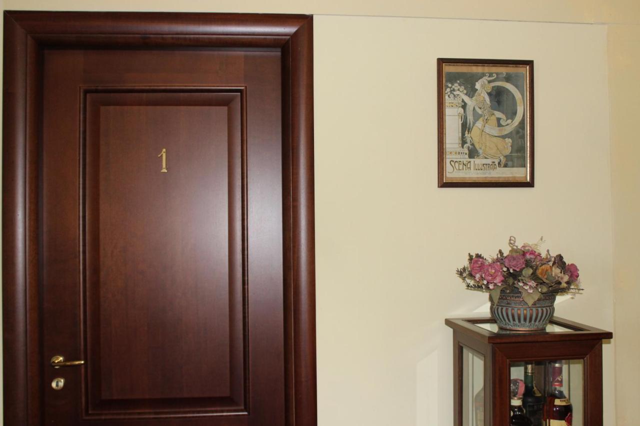 B&B Palazzo Pancaro Altomonte Buitenkant foto